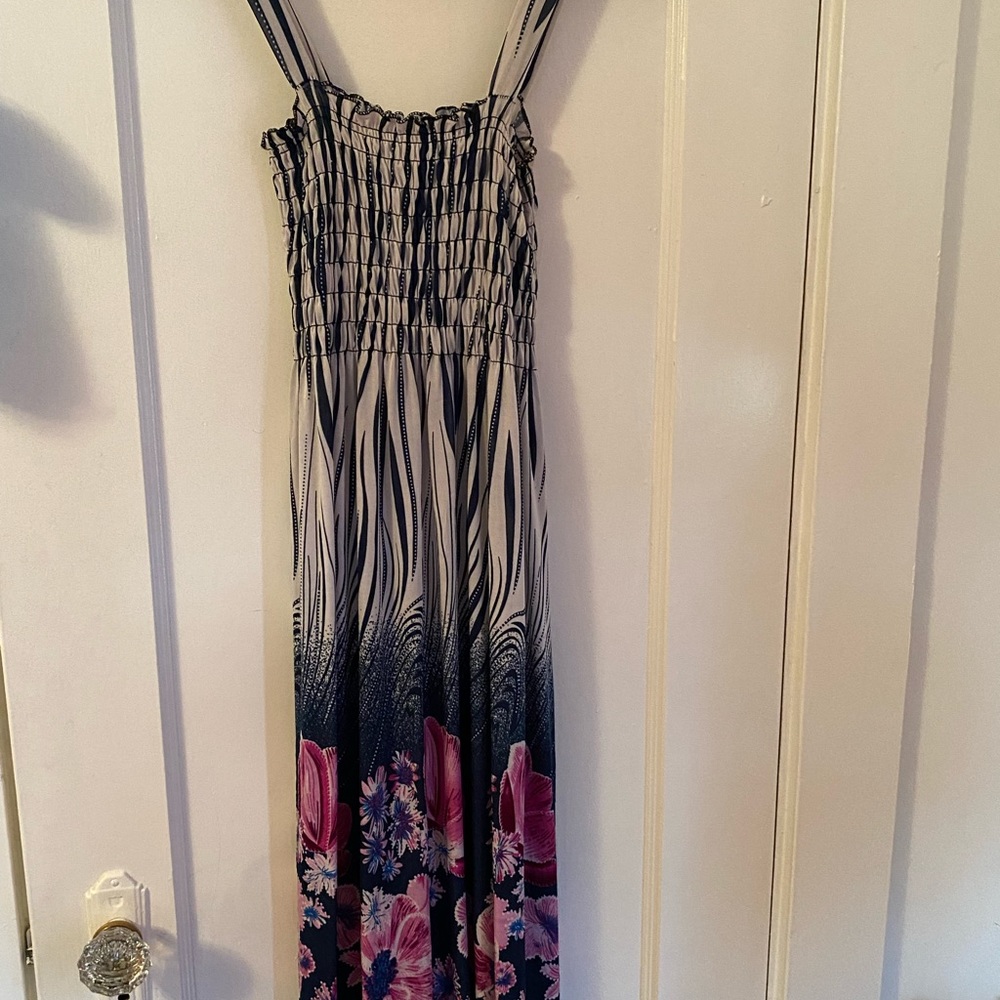 Women dress